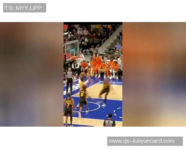 新秀卡尔克布伦纳半场表现抢眼2中2斩获8分3篮板1抢断1盖帽