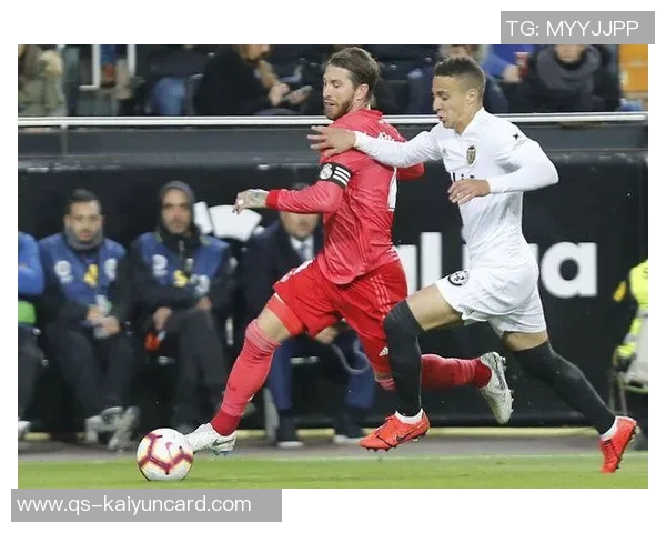 皇马两场失利解析:定位球和边路传中成致命弱点